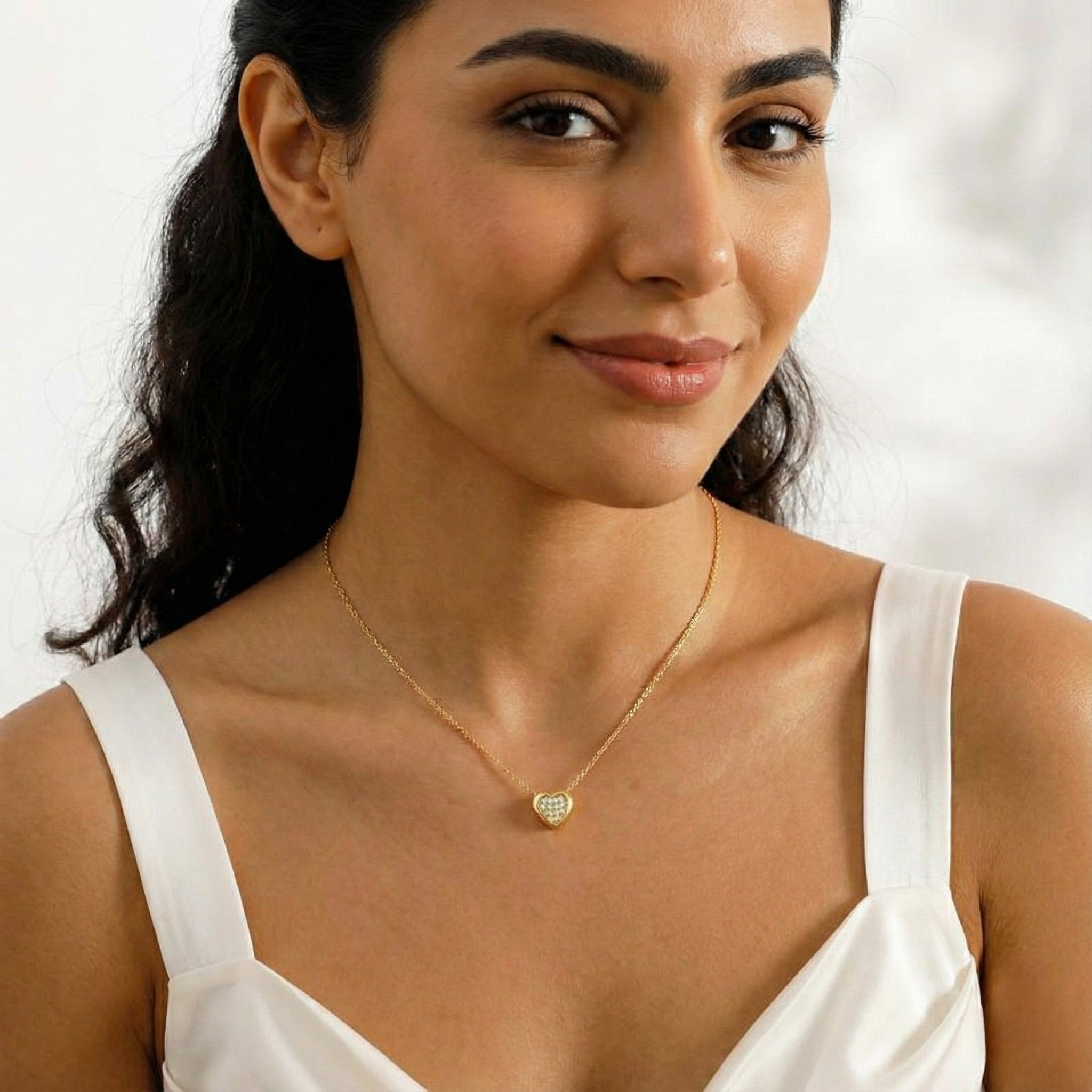 Emily | Moissanite Radiance Necklace | Gold