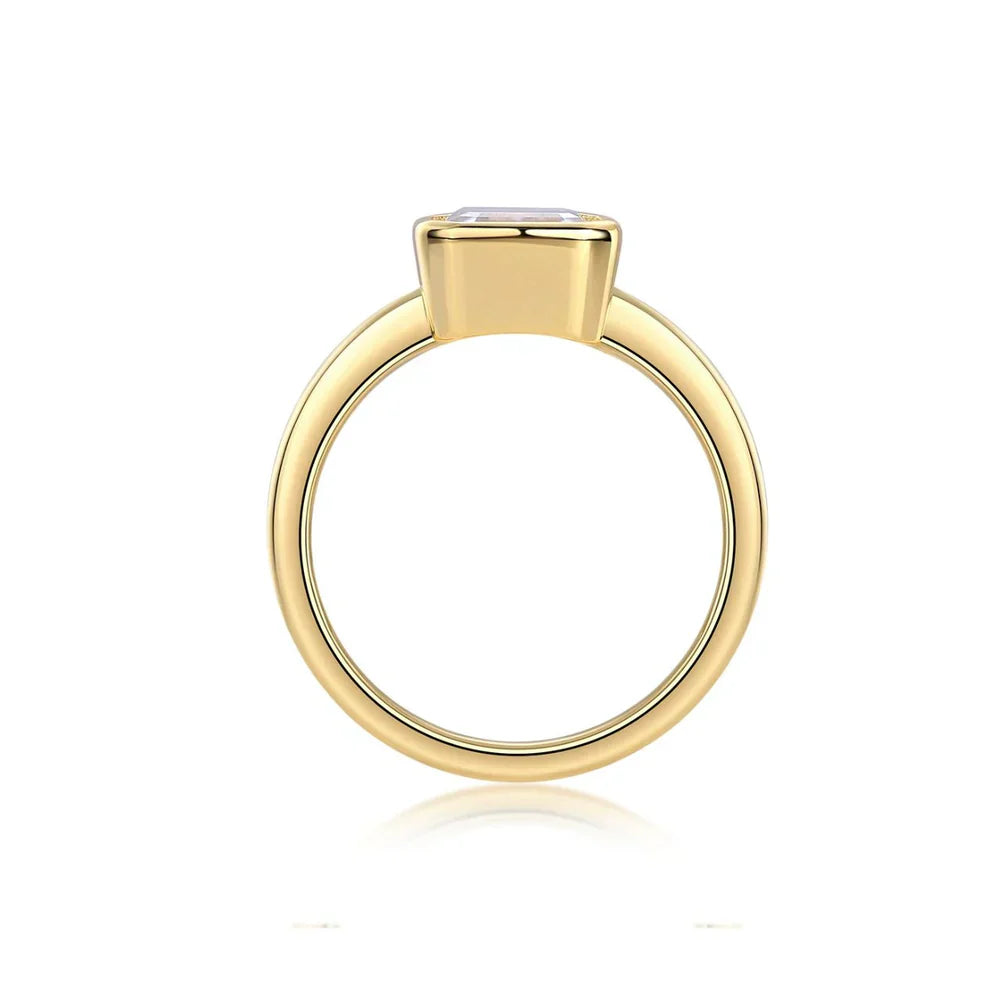 Emily | Moissanite Radiance Ring | Gold