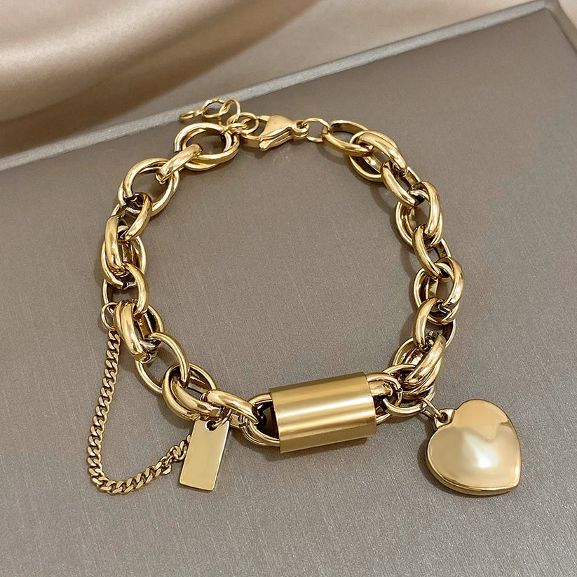 Olivia | Chunky Heart Bracelet | Gold