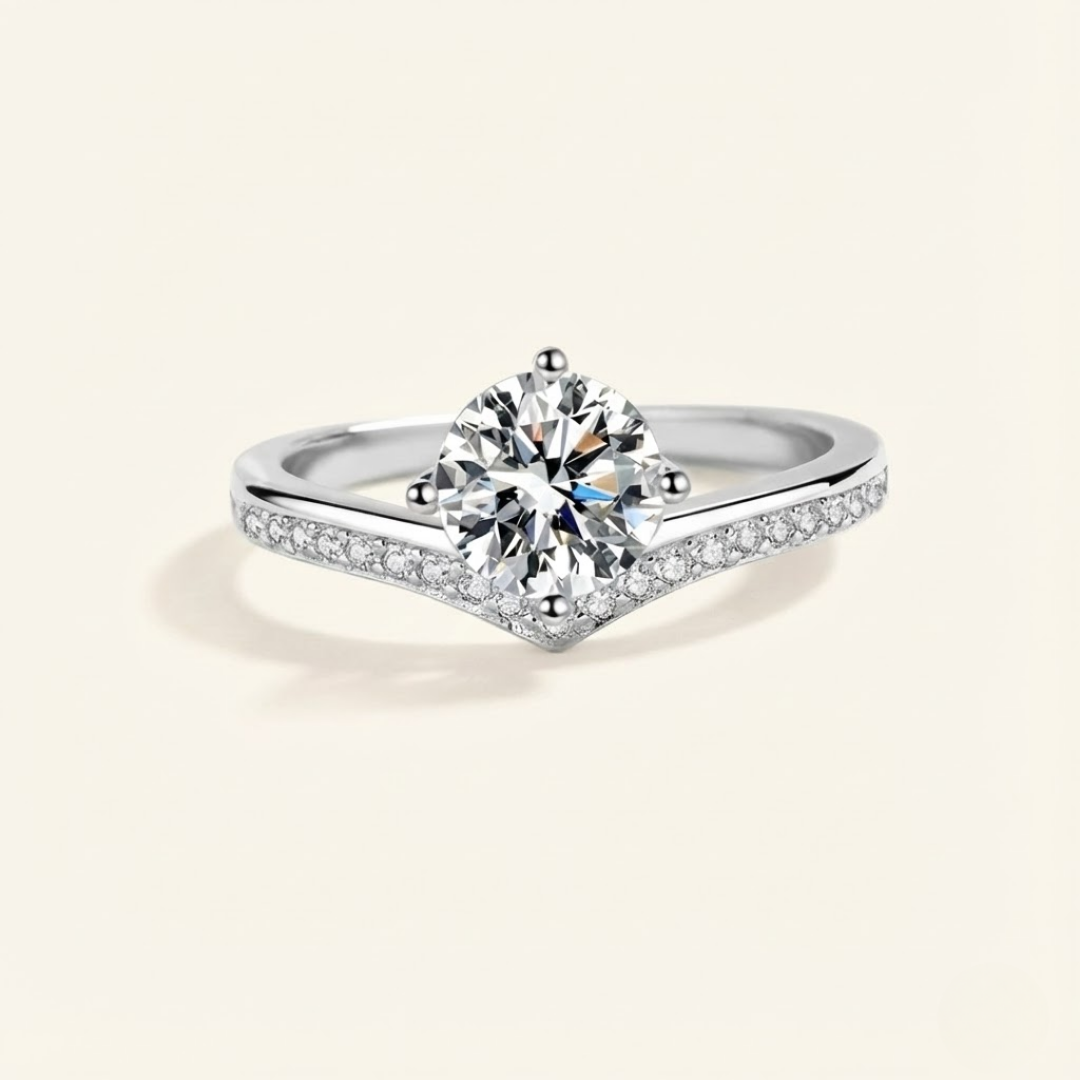 Olivia | Moissanite Sparkle Ring | Silver