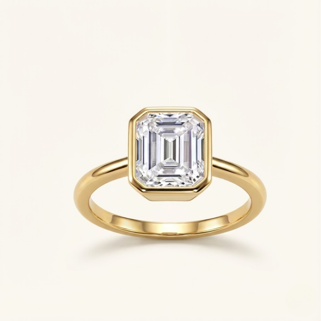 Emily | Moissanite Radiance Ring | Gold