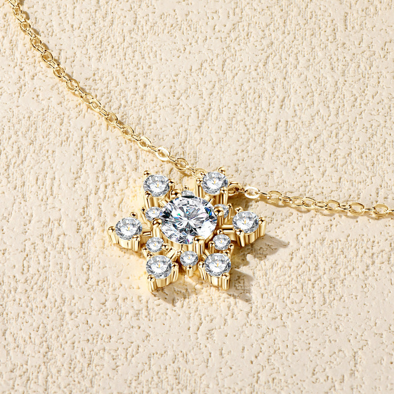 Olivia | Moissanite Radiance Necklace | Silver