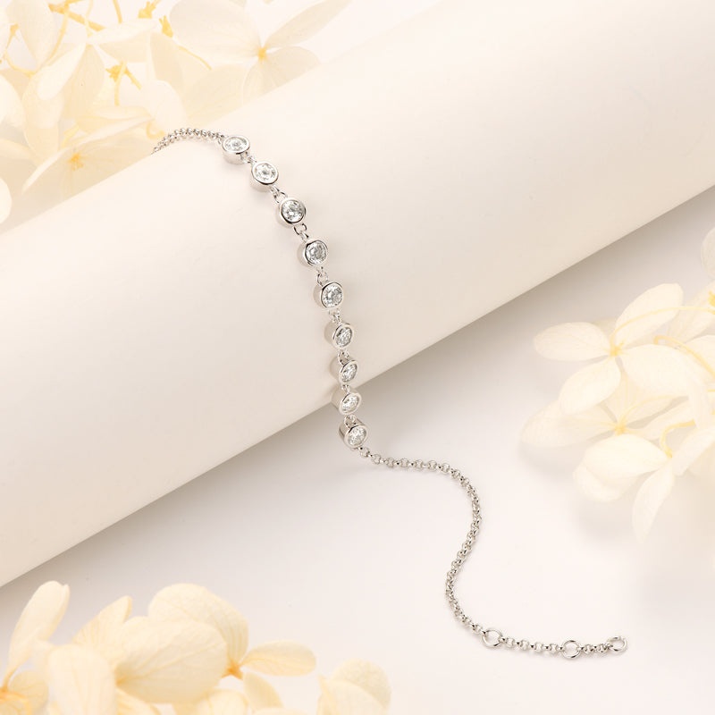 Olivia | Moissanite Radiance Bracelet | Gold