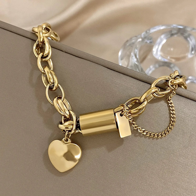 Olivia | Chunky Heart Bracelet | Gold